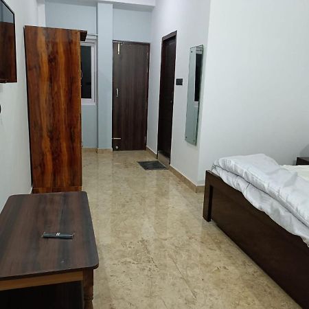 Shivalik Residency - Hotel & Banquet Hall Bara Banki ภายนอก รูปภาพ